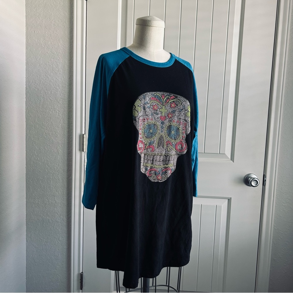 Colorful Skull Long Sleeve Tee
